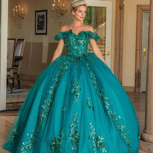 Quinceañera - 33