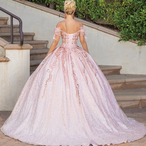 Quinceañera - 32