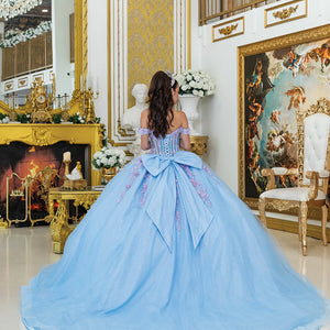 Quinceañera - 28