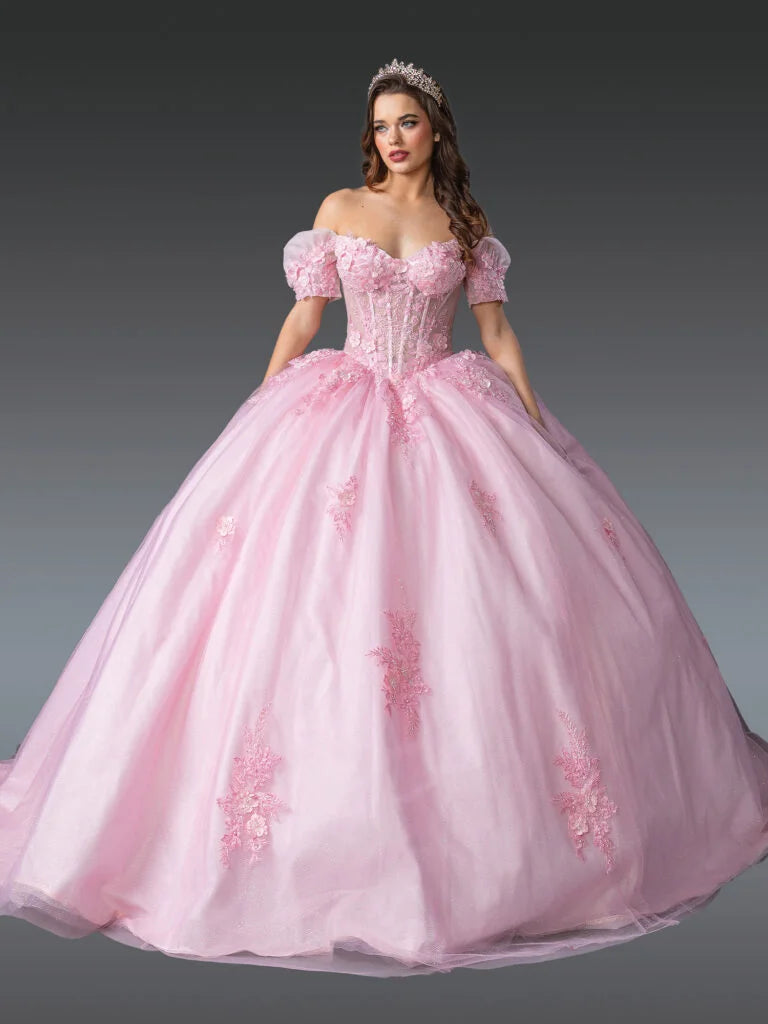 Quinceañera - 24