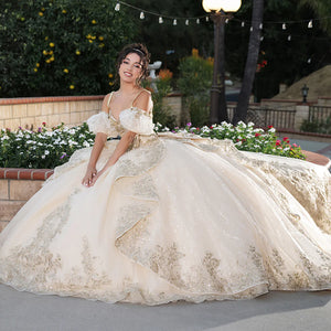 Quinceañera - 17