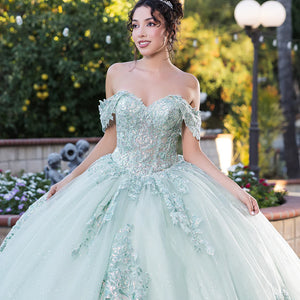 Quinceañera - 16