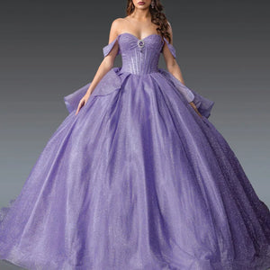 Quinceañera - 11
