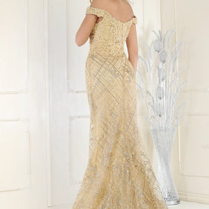 Formal & Prom Dresses - 23