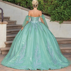 Quinceañera - 02