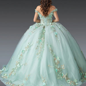 Quinceañera - 04