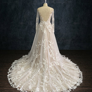 long sleeve lace wedding dress